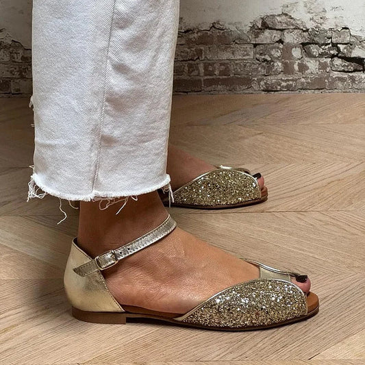 Sandalias peep toe con glitter patchwork Oro con tira al tobillo y hebilla