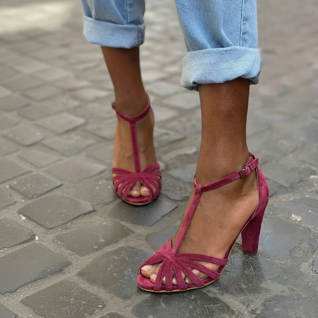 Sandalias de ante Burdeos con tira en T y tacón ancho de bloque