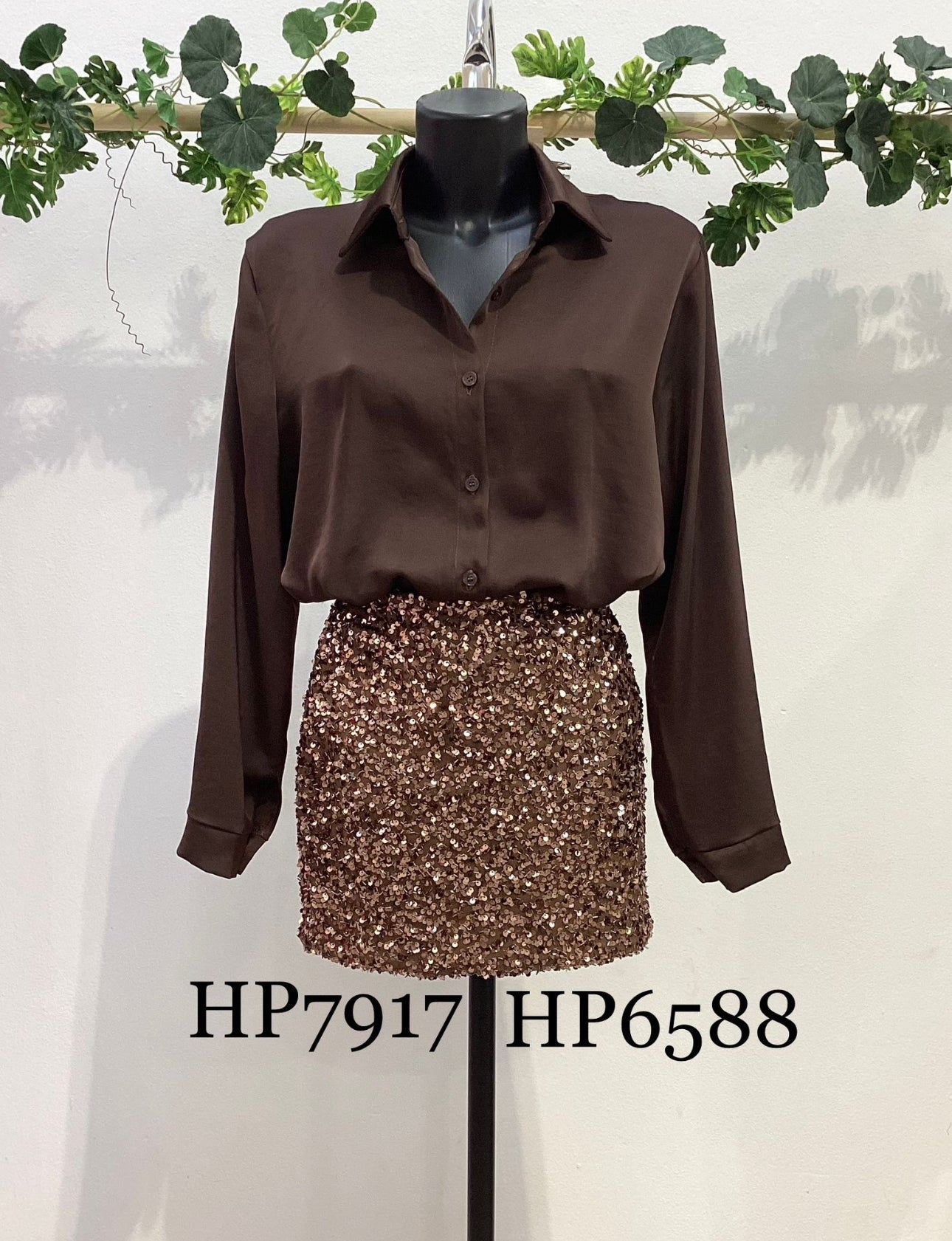 CONJUNTO FALDA + BLUSA | PERI