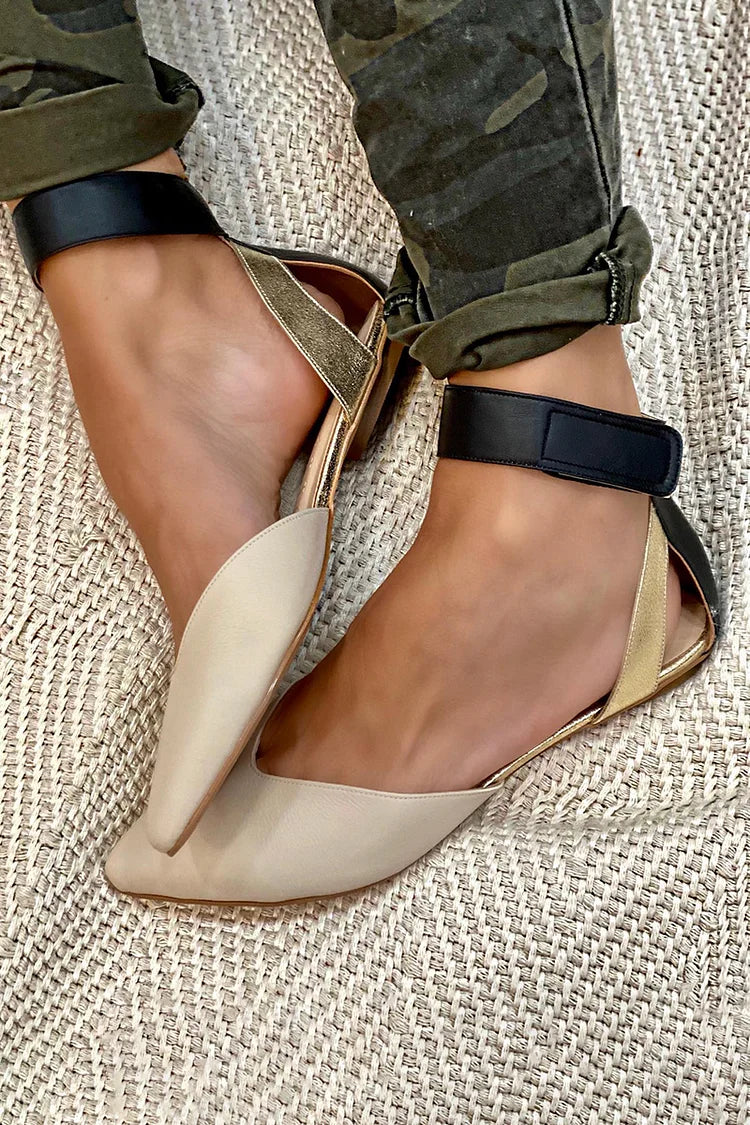 Bailarinas cut-out color block en punta con tira al tobillo