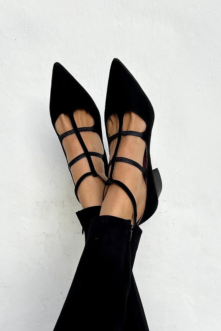 Tacones anchos negros en punta de color liso