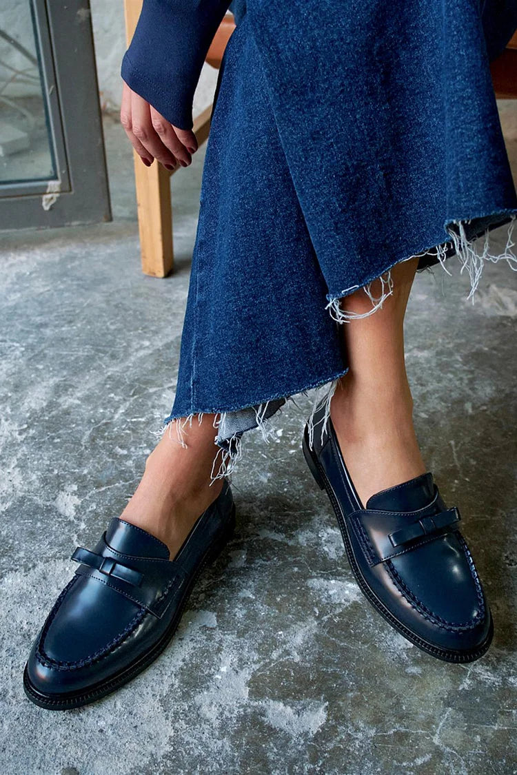 Mocasines patchwork Azul Marino en punta redonda de color liso con lazo