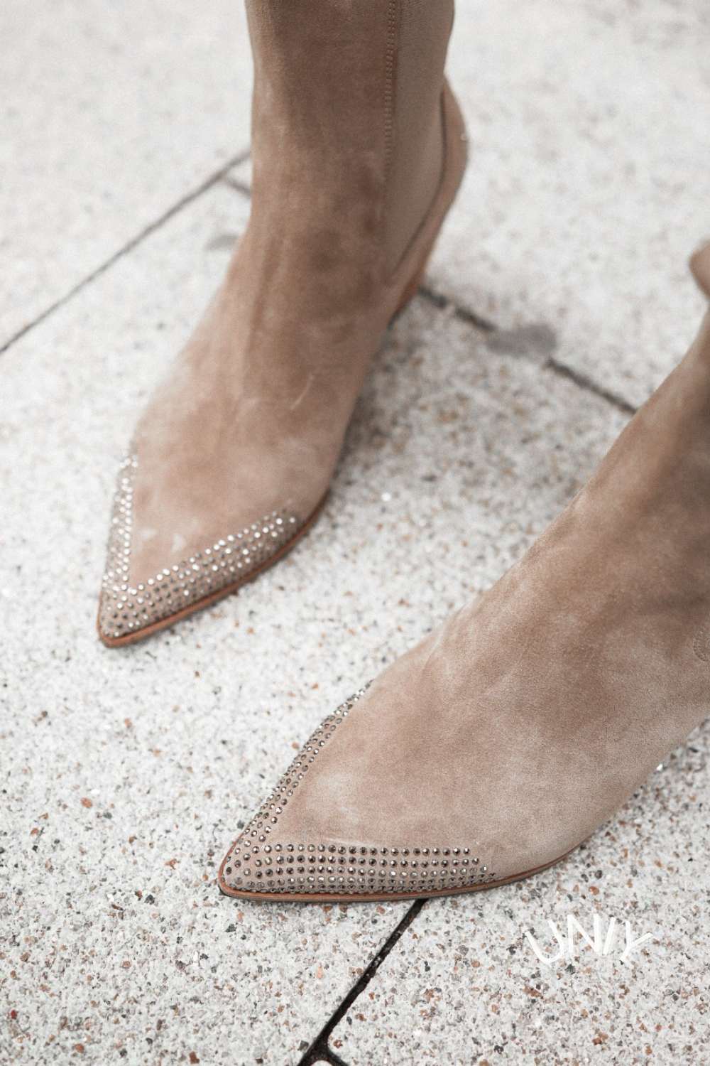 Botines western de ante Beige