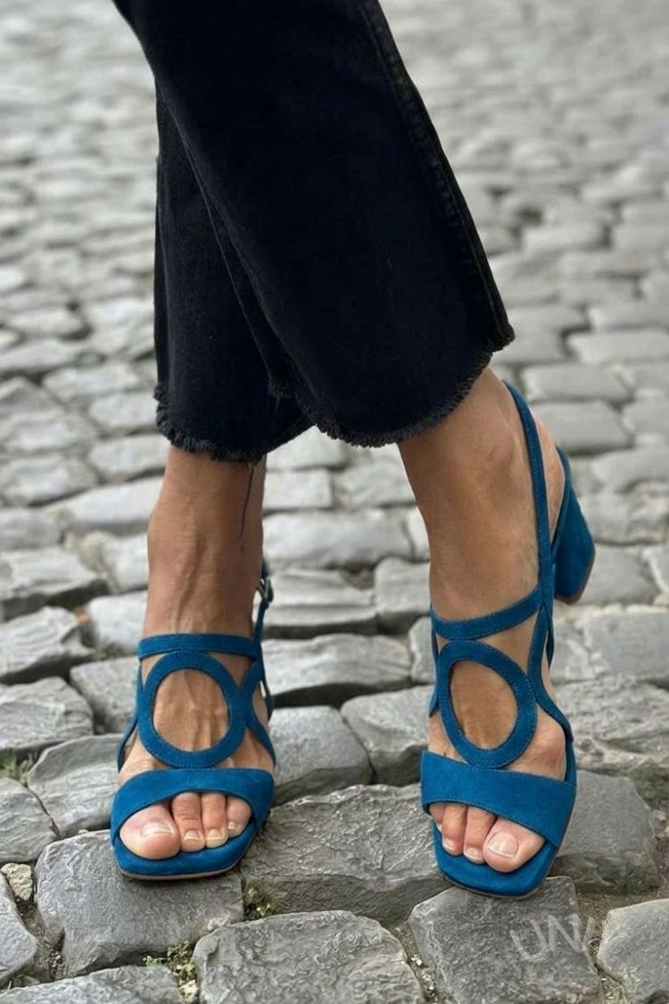 Sandalias de tacón slingback cut-out amarillo de punta cuadrada