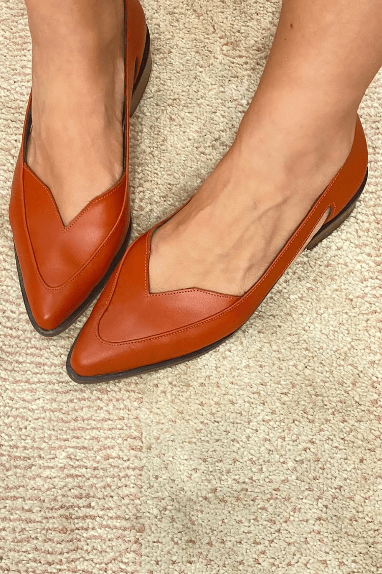 Bailarinas cut-out slip-on casual azul marino en punta
