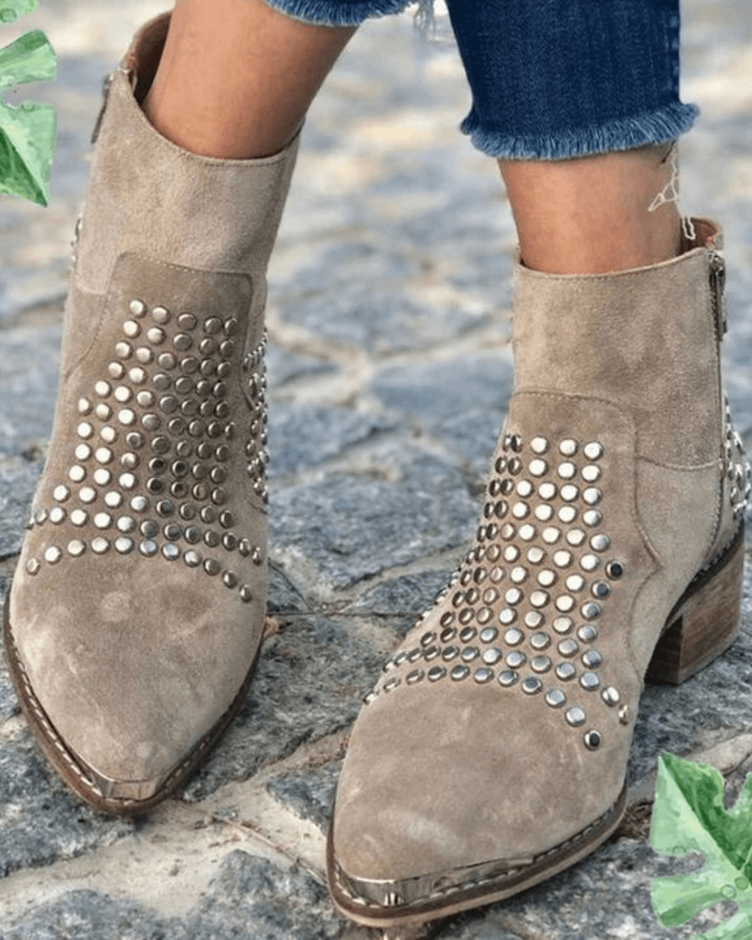 Botas de ante chunky en punta con tachuelas