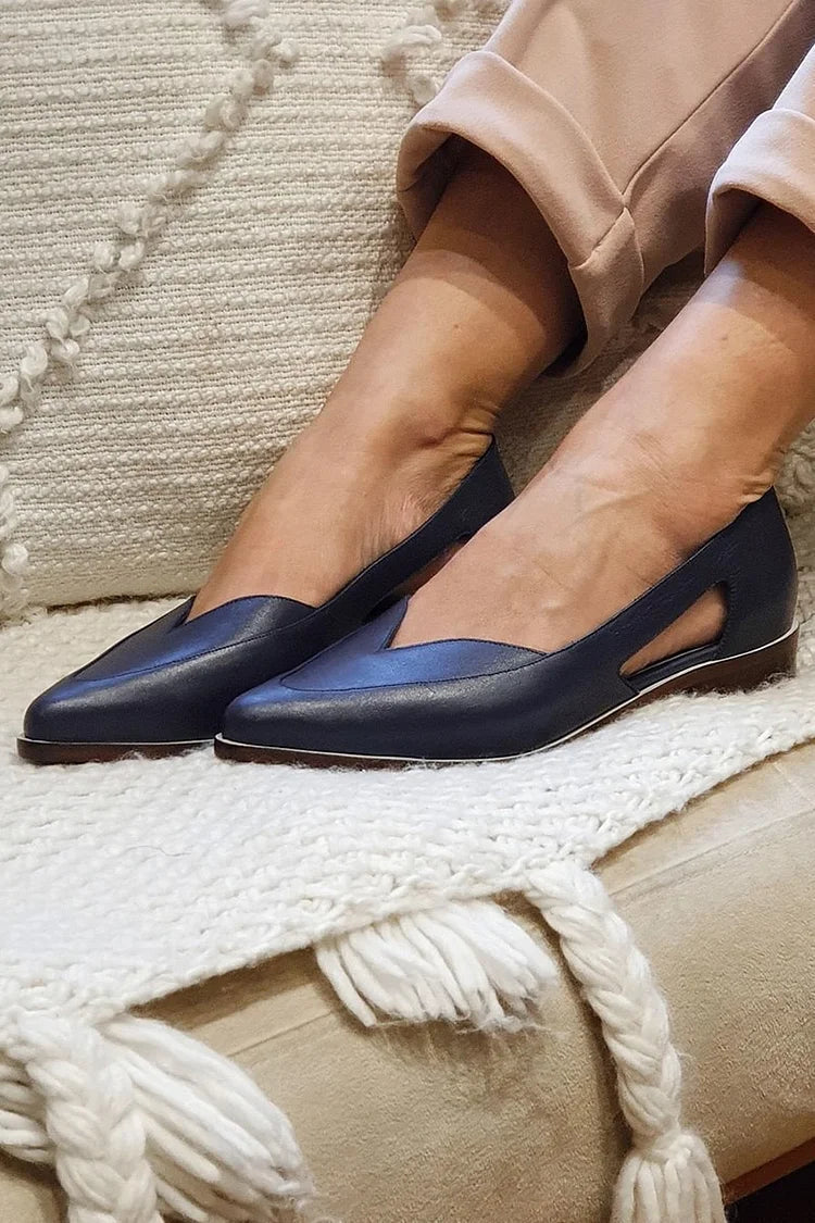 Bailarinas cut-out slip-on casual azul marino en punta