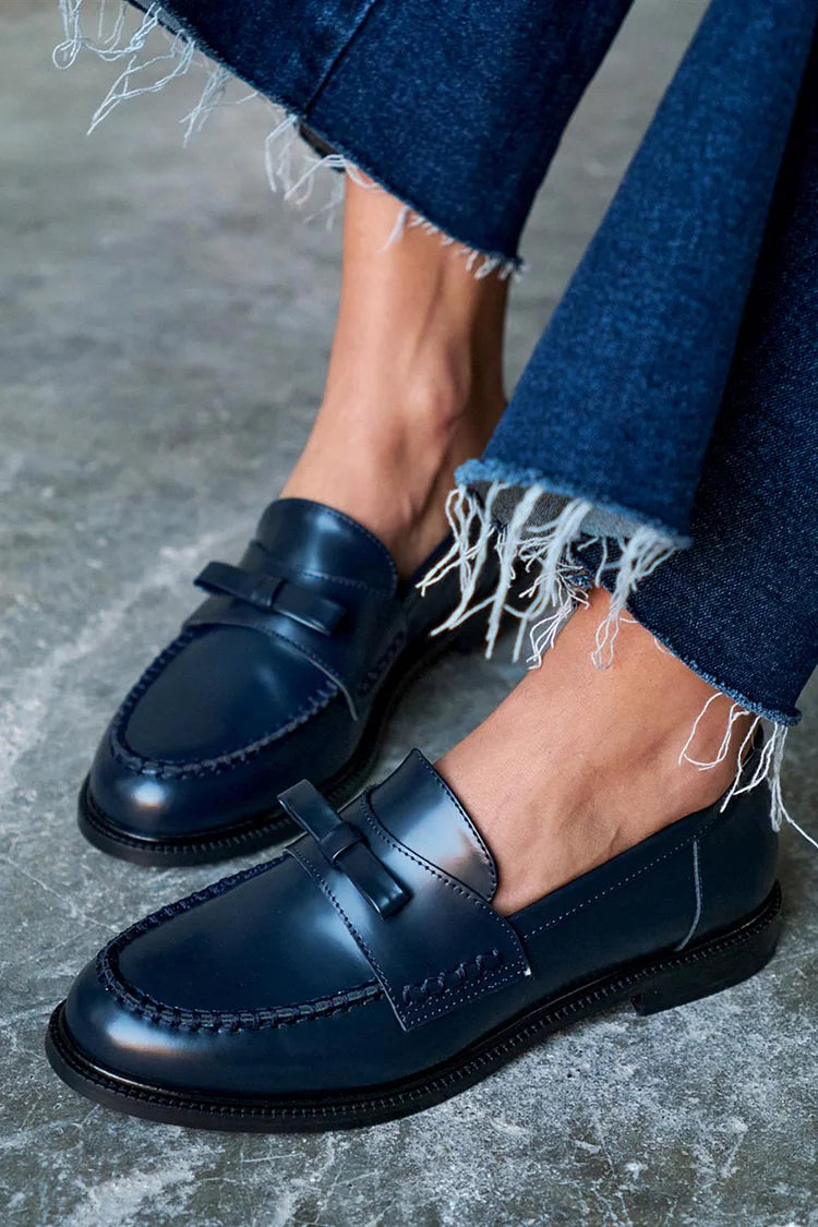 Mocasines patchwork Azul Marino en punta redonda de color liso con lazo