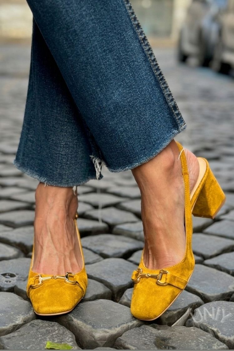 Tacones de bloque slingback de ante oliva
