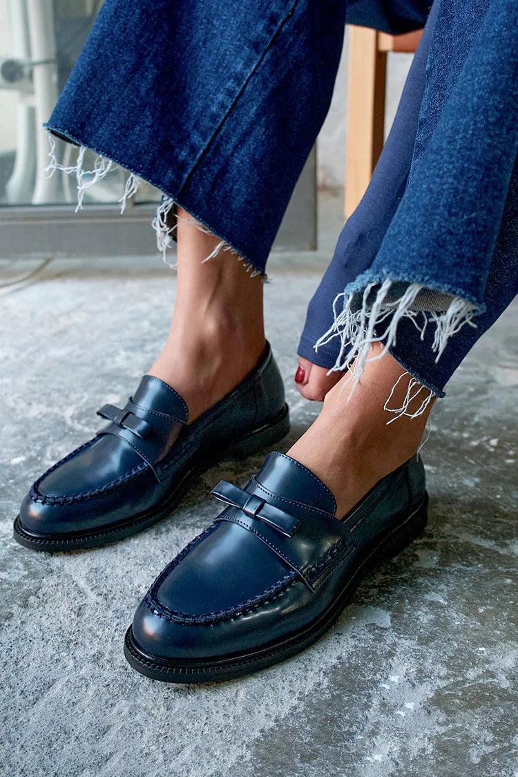 Mocasines patchwork Azul Marino en punta redonda de color liso con lazo