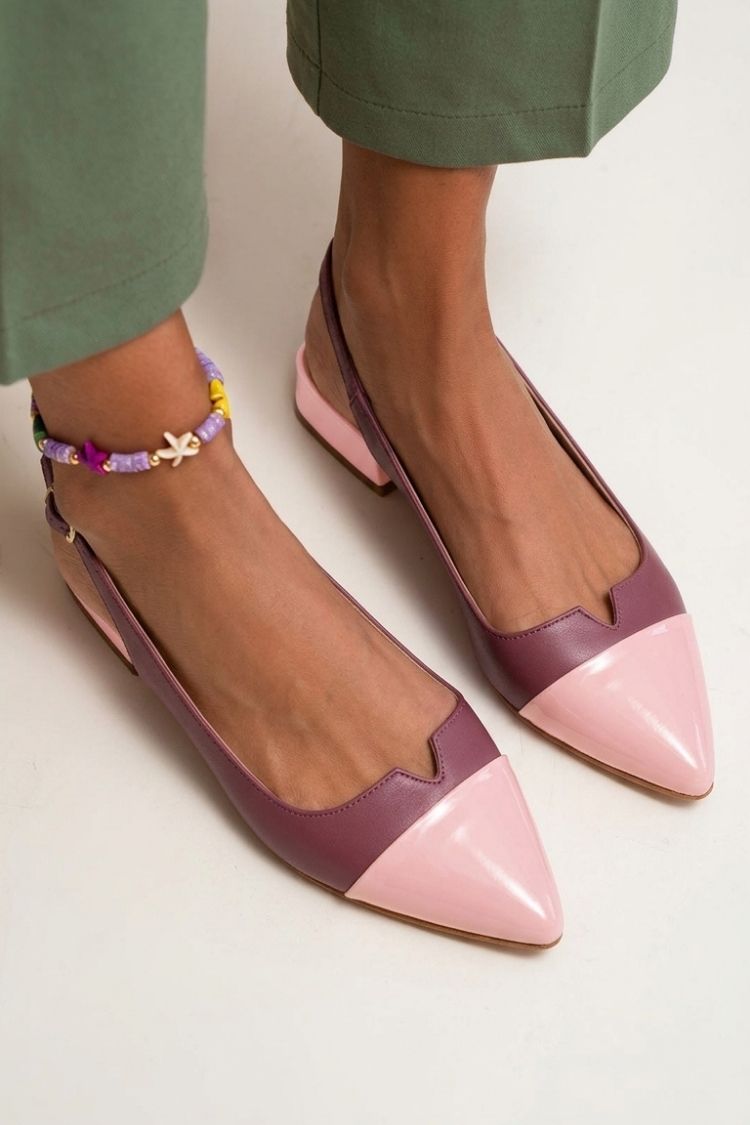 Bailarinas slingback cut-out color block en punta con hebilla