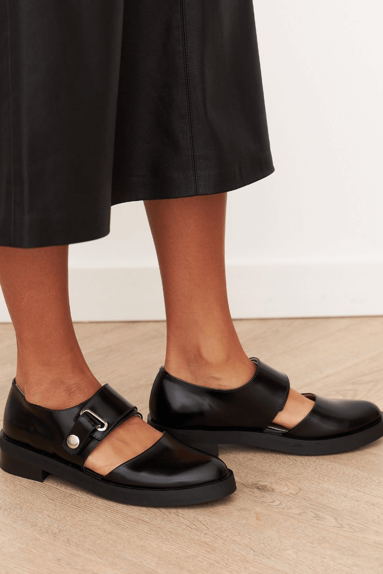 Bailarinas slingback cut-out en punta redonda de color liso