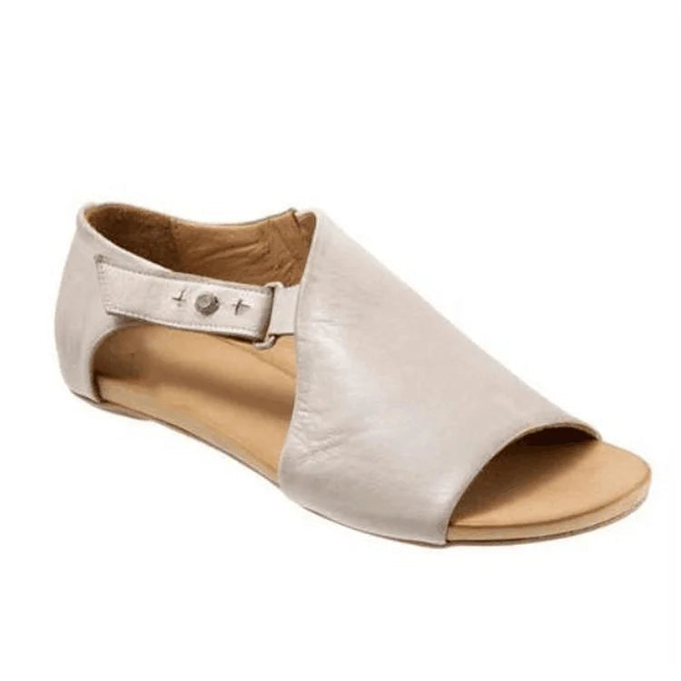 Sandalias cut-out peep toe asimétricas de color liso con tira y hebilla