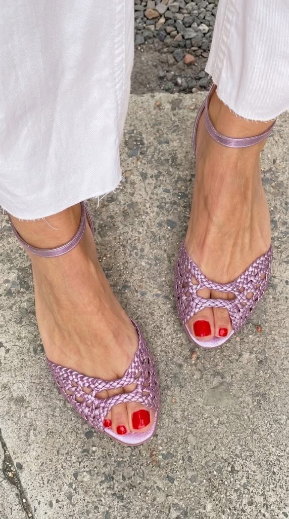 Sandalias cut-out trenzadas elegantes bajas de punta abierta con tira al tobillo