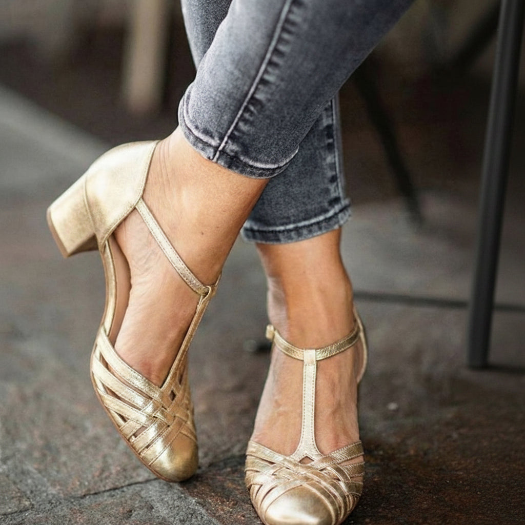 Zapatos de salón Mary Jane metalizados elegantes con tira en T y tacón de bloque