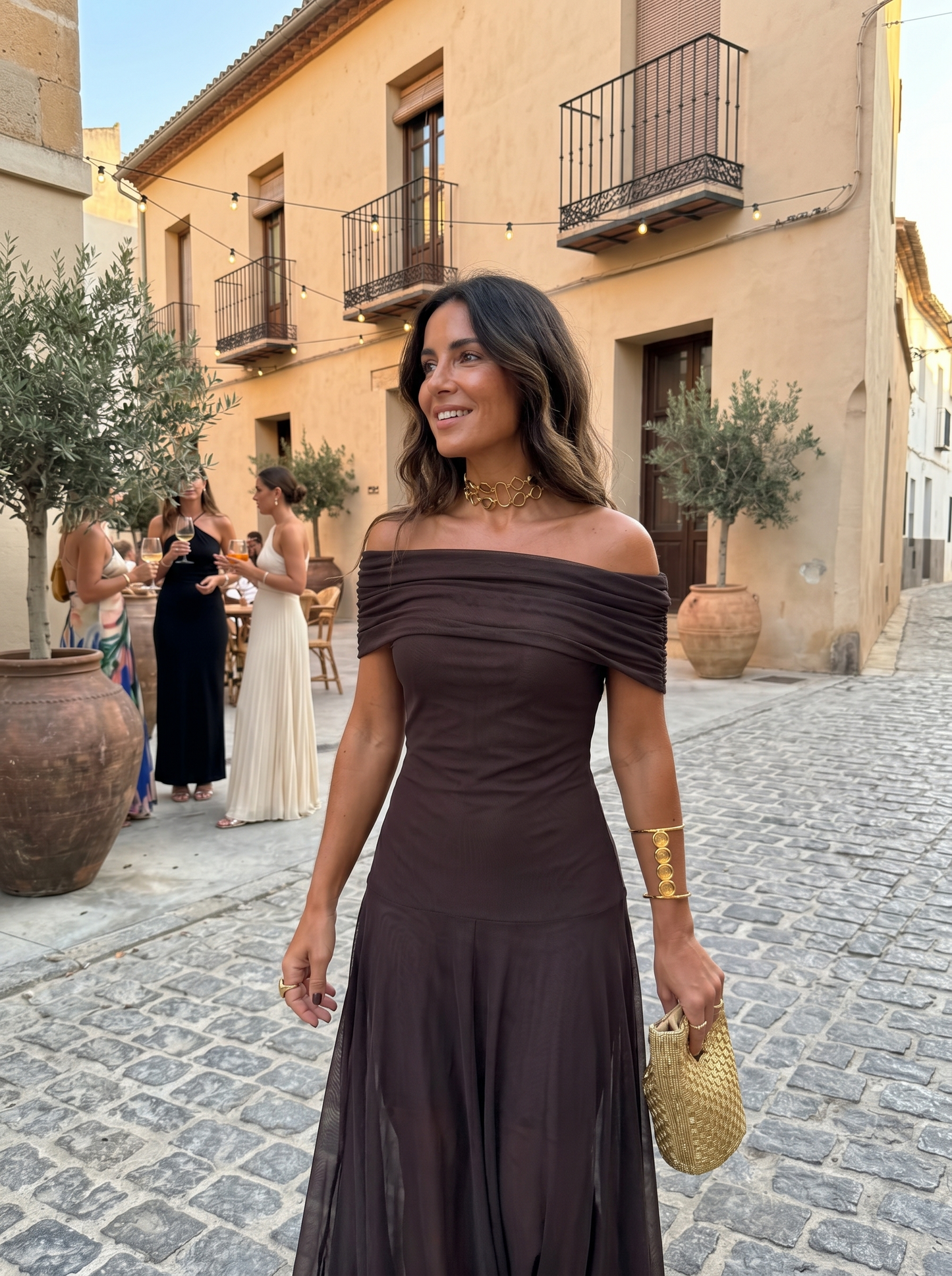 Miara | Vestido maxi elegante y sencillo