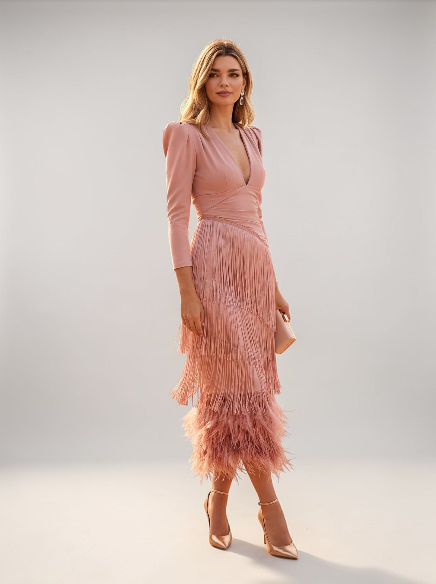 Emma | Vestido elegante con flecos