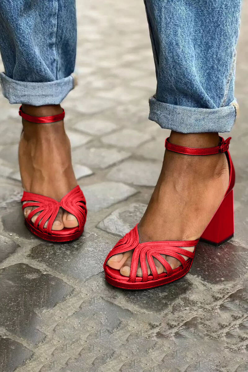 Tacones anchos peep toe color block brillantes elegantes con tira al tobillo y hebilla