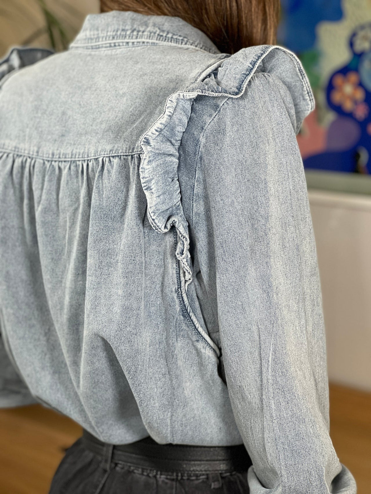 CAMISA DENIM VOLANT CHIC